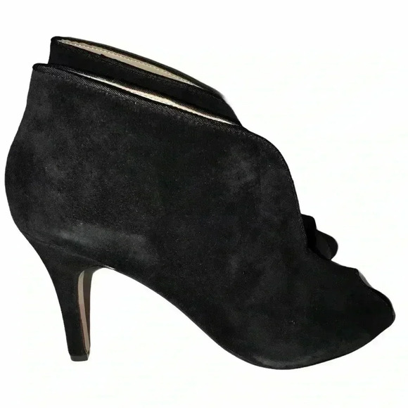 Adrienne Vittadini Grandeur Black Suede Peep Toe Pull On Bootie Heels Si… - Picture 4 of 7